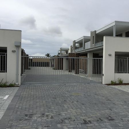 Apartment In Queens Park Perth Eksteriør bilde